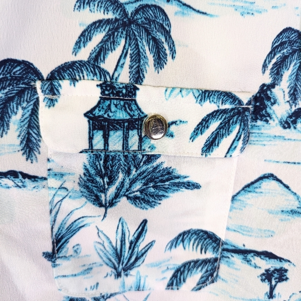 BonWorth women's button down top with zebras size petite medium - Picture 3 of 6